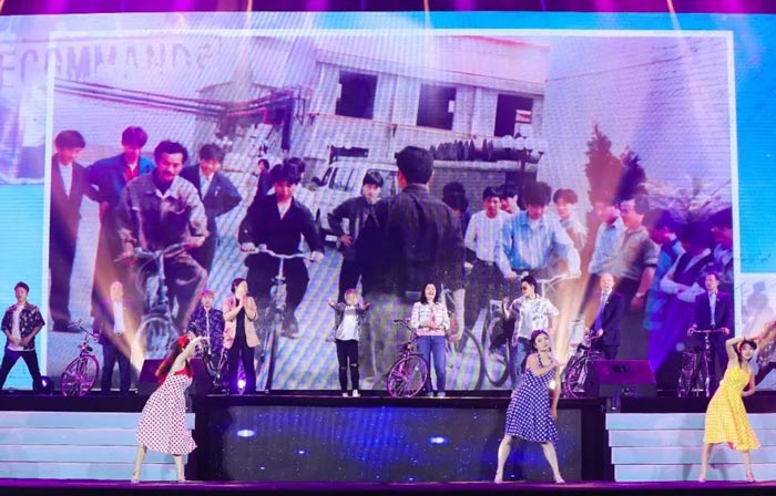 節目表演